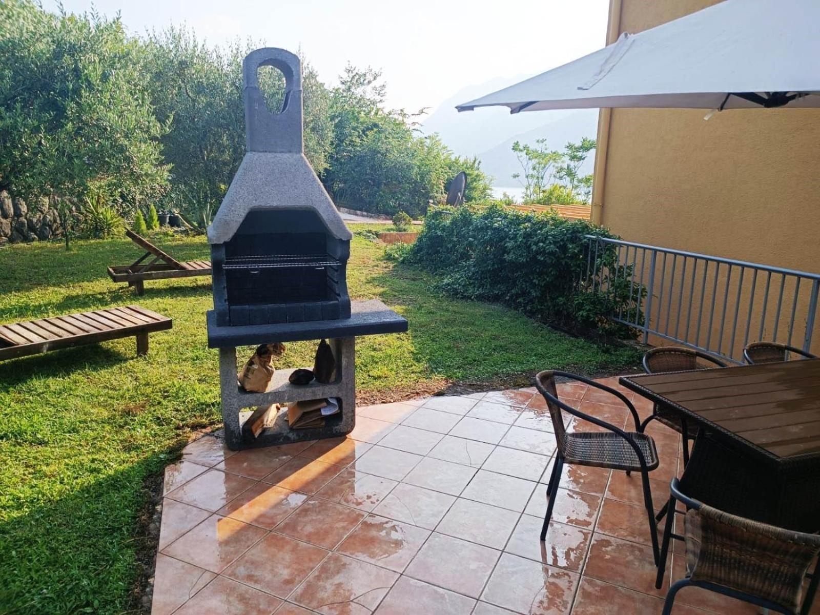 Villa Risan Apartments