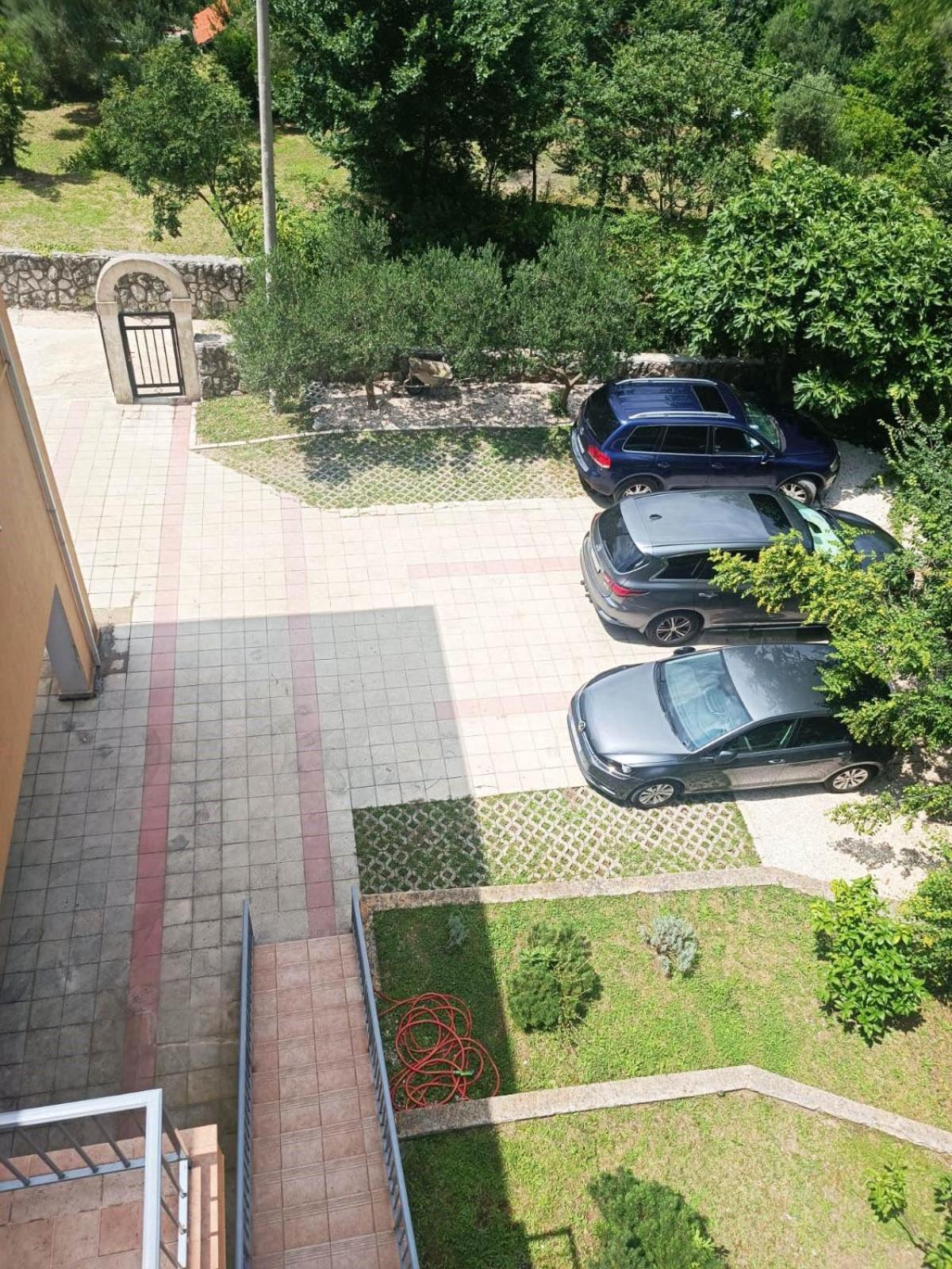 Villa Risan Apartments *